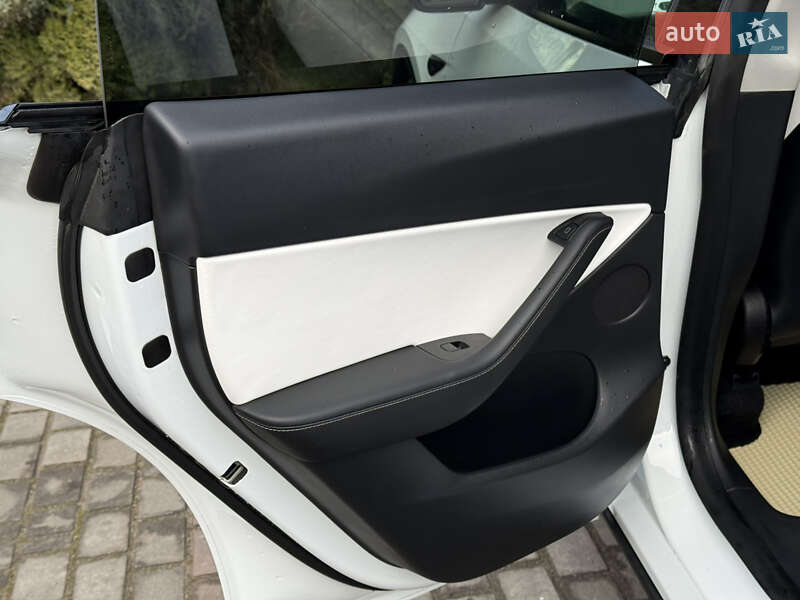 Внедорожник / Кроссовер Tesla Model Y 2022 в Самборе фото 25 Внедорожник / Кроссовер Tesla Model Y 2022 в Самборе