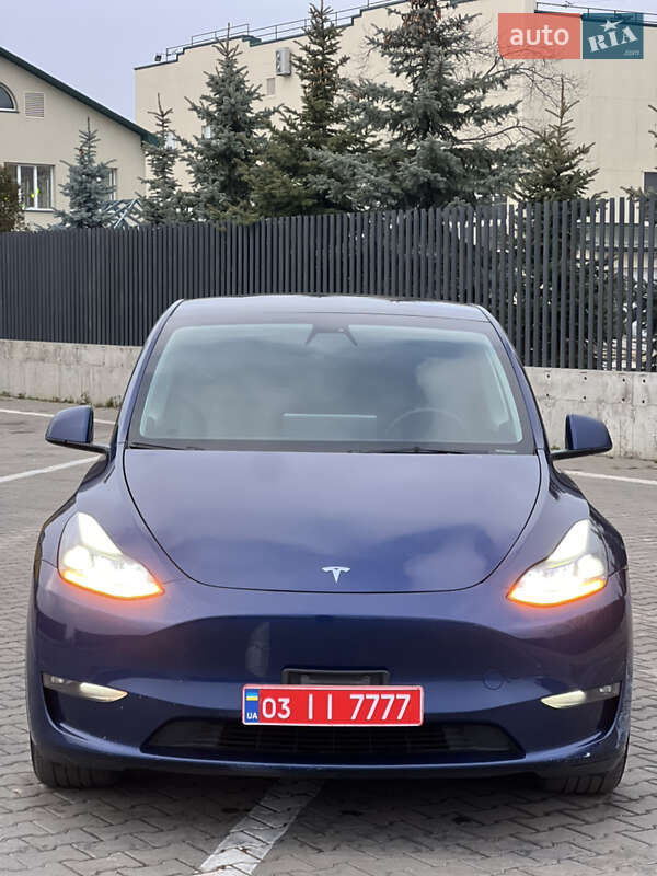 Внедорожник / Кроссовер Tesla Model Y 2023 в Луцке