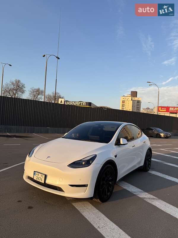 Tesla Model Y 2022 Tesla Model Y 2022
