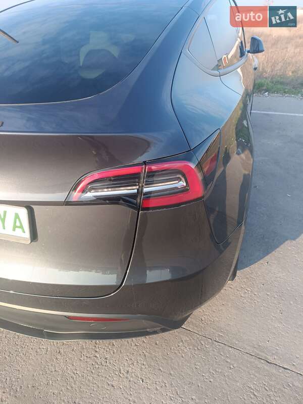 Внедорожник / Кроссовер Tesla Model Y 2024 в Коростене