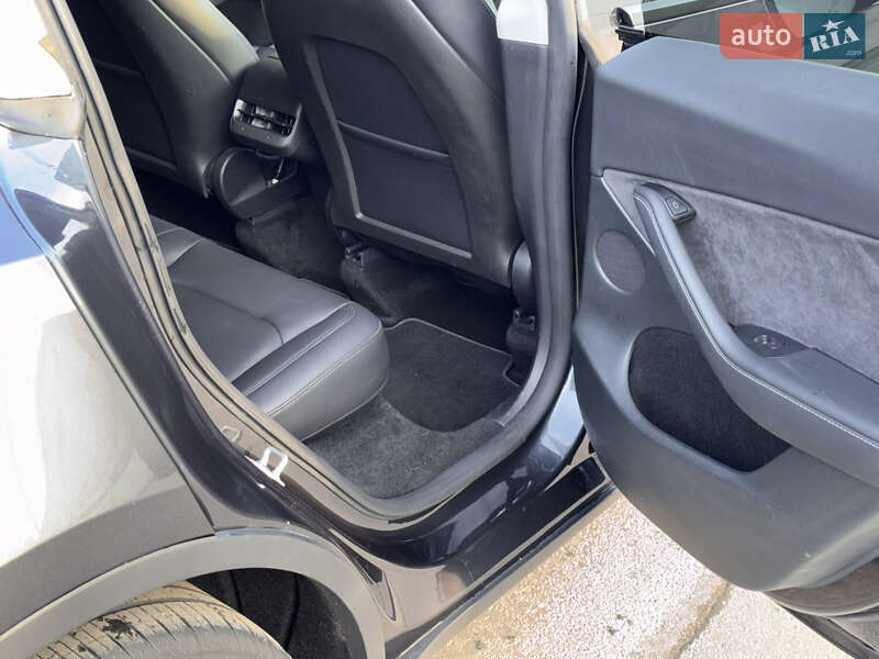 Внедорожник / Кроссовер Tesla Model Y 2024 в Киеве фото 34 Внедорожник / Кроссовер Tesla Model Y 2024 в Киеве