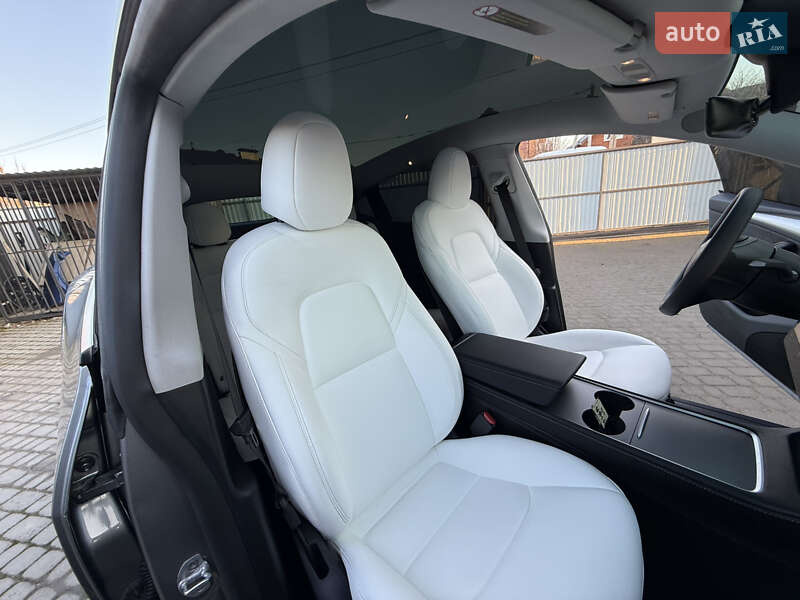 Внедорожник / Кроссовер Tesla Model Y 2024 в Львове фото 31 Внедорожник / Кроссовер Tesla Model Y 2024 в Львове