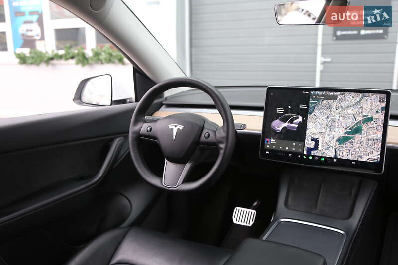 Позашляховик / Кросовер Tesla Model Y 2021 в Києві