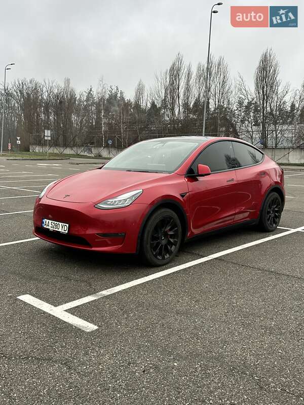 Tesla Model Y 2020