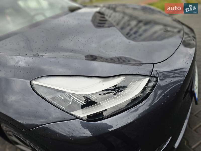 Внедорожник / Кроссовер Tesla Model Y 2020 в Львове