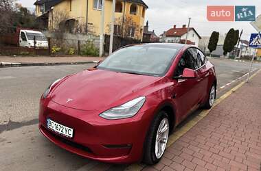 Внедорожник / Кроссовер Tesla Model Y 2023 в Стрые