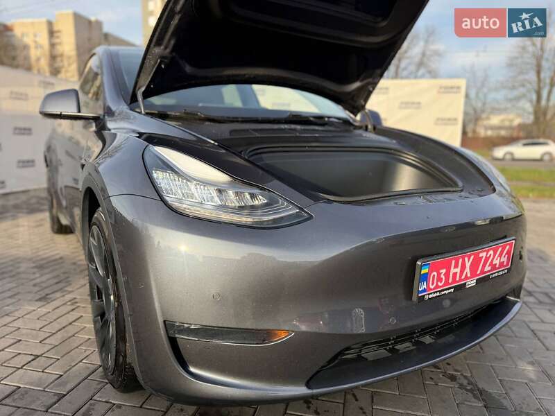 Внедорожник / Кроссовер Tesla Model Y 2021 в Луцке