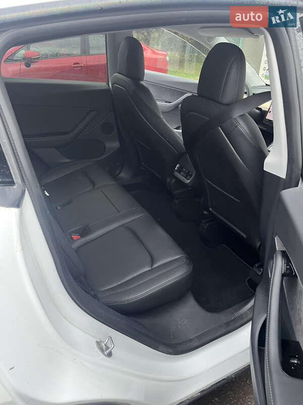 Внедорожник / Кроссовер Tesla Model Y 2020 в Львове