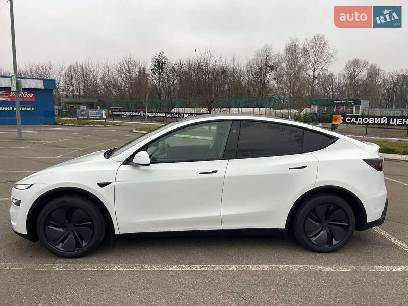 Внедорожник / Кроссовер Tesla Model Y 2025 в Киеве фото 2 Внедорожник / Кроссовер Tesla Model Y 2025 в Киеве