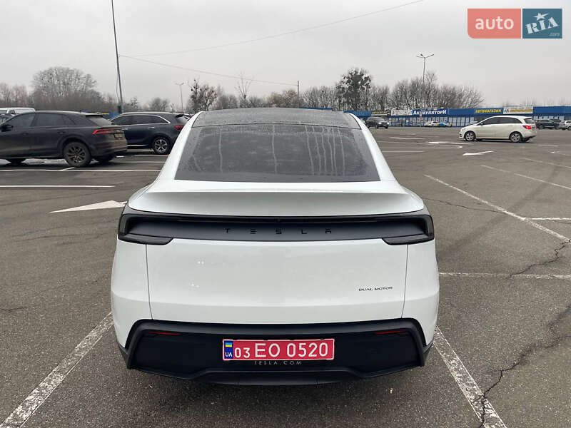 Внедорожник / Кроссовер Tesla Model Y 2025 в Киеве фото 7 Внедорожник / Кроссовер Tesla Model Y 2025 в Киеве