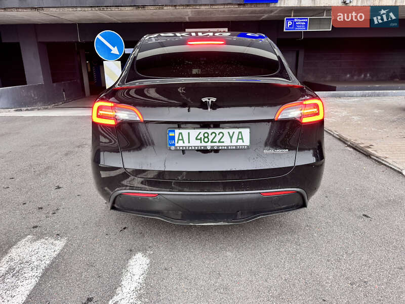 Внедорожник / Кроссовер Tesla Model Y 2022 в Киеве