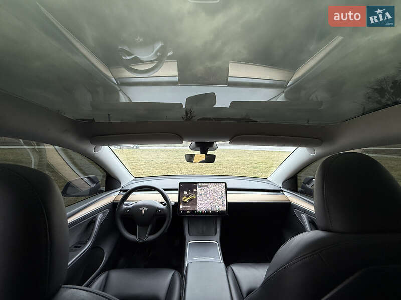 Внедорожник / Кроссовер Tesla Model Y 2023 в Львове