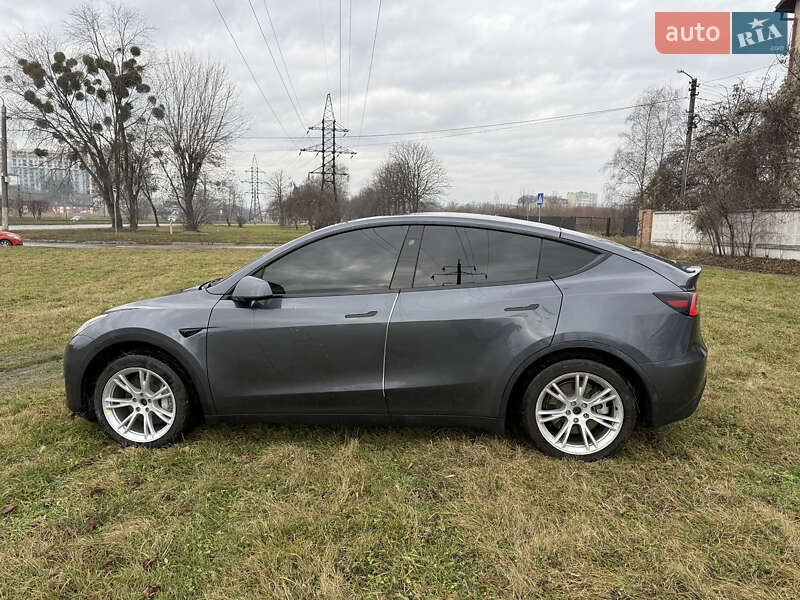 Внедорожник / Кроссовер Tesla Model Y 2023 в Львове