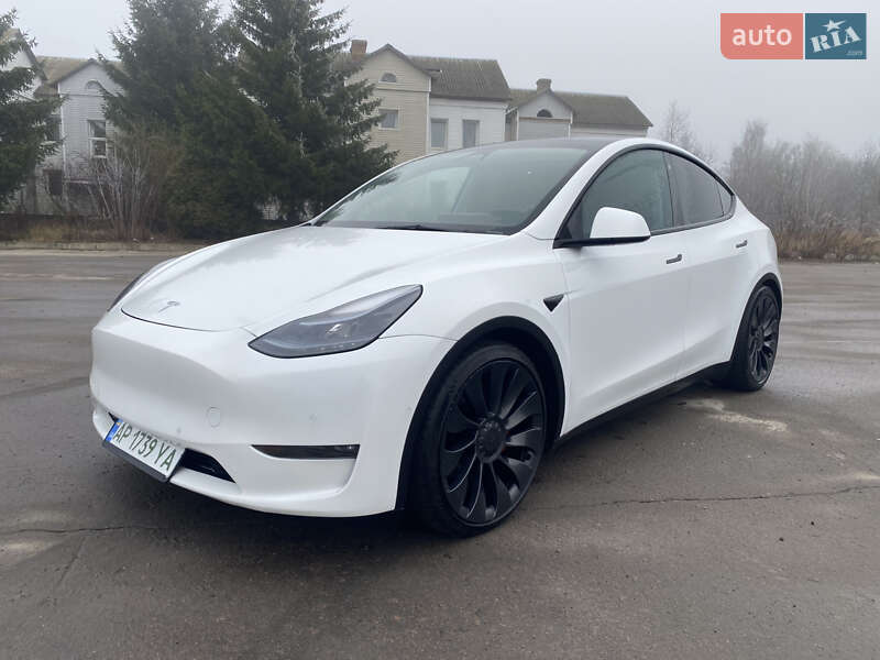 Внедорожник / Кроссовер Tesla Model Y 2022 в Ровно