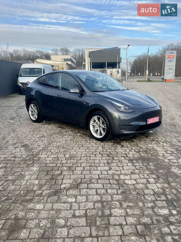 Внедорожник / Кроссовер Tesla Model Y 2023 в Тернополе фото 13 Внедорожник / Кроссовер Tesla Model Y 2023 в Тернополе