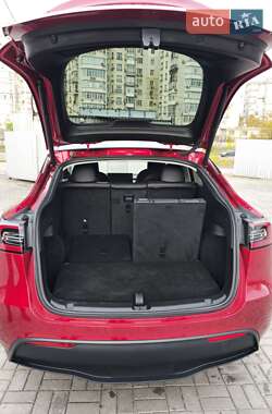 Внедорожник / Кроссовер Tesla Model Y 2024 в Запорожье