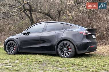 Внедорожник / Кроссовер Tesla Model Y 2022 в Киеве