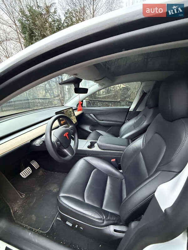 Внедорожник / Кроссовер Tesla Model Y 2020 в Львове