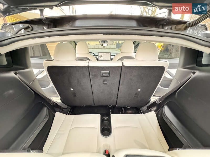 Внедорожник / Кроссовер Tesla Model Y 2021 в Виннице