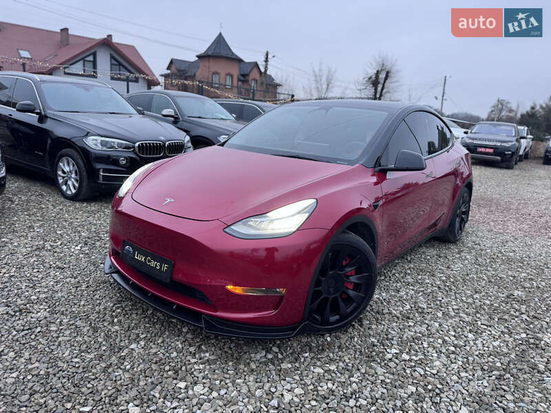 Внедорожник / Кроссовер Tesla Model Y 2021 в Ивано-Франковске