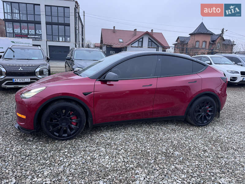 Внедорожник / Кроссовер Tesla Model Y 2021 в Ивано-Франковске