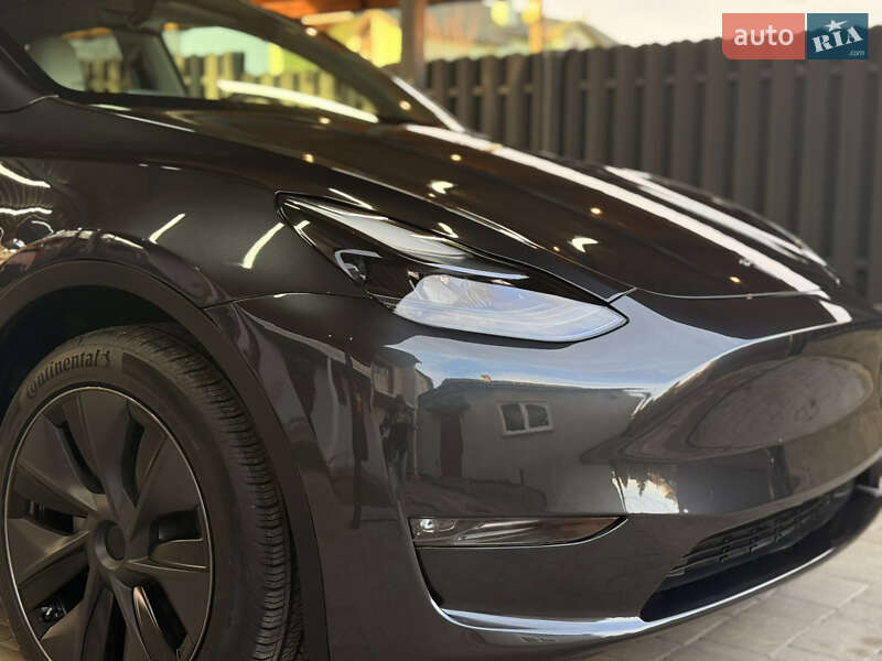 Внедорожник / Кроссовер Tesla Model Y 2025 в Львове