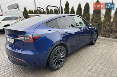Позашляховик / Кросовер Tesla Model Y 2022 в Львові