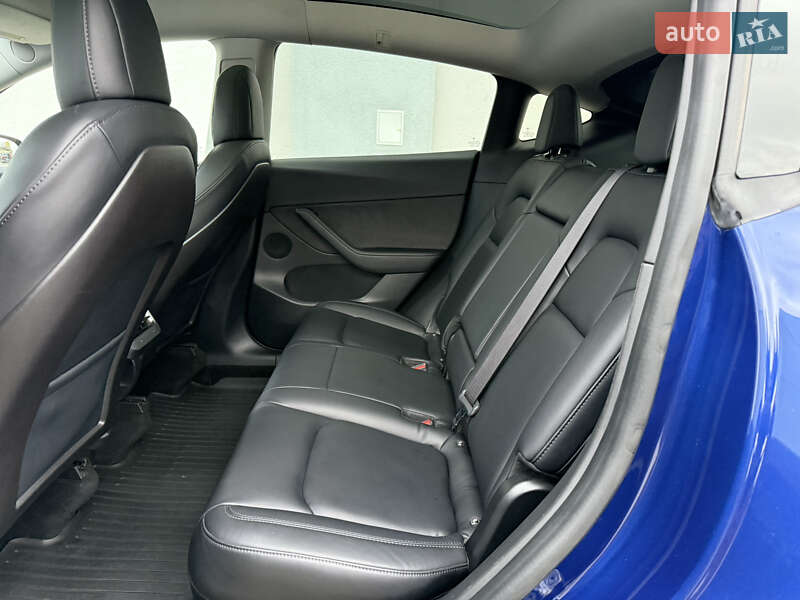 Внедорожник / Кроссовер Tesla Model Y 2020 в Львове