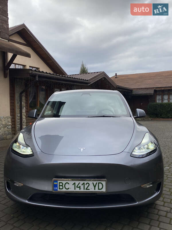 Внедорожник / Кроссовер Tesla Model Y 2024 в Львове