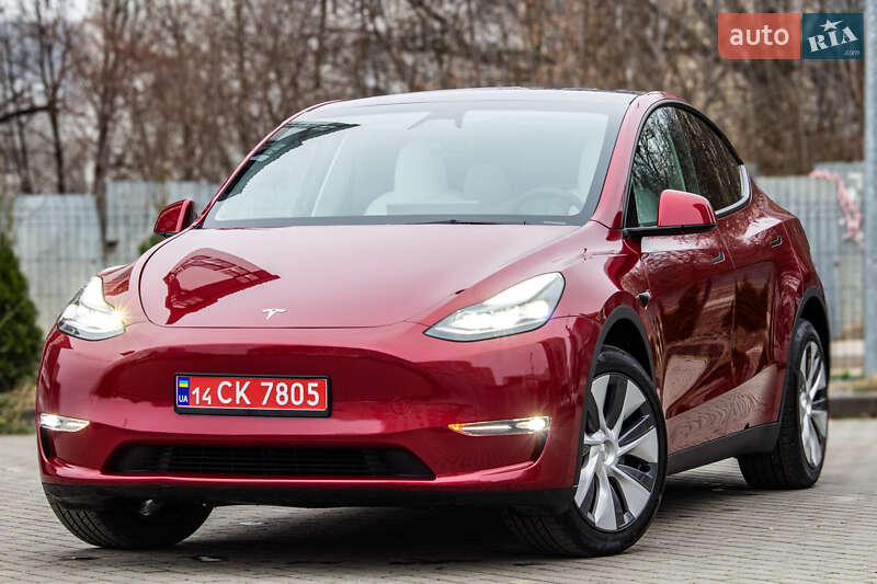 Внедорожник / Кроссовер Tesla Model Y 2024 в Львове