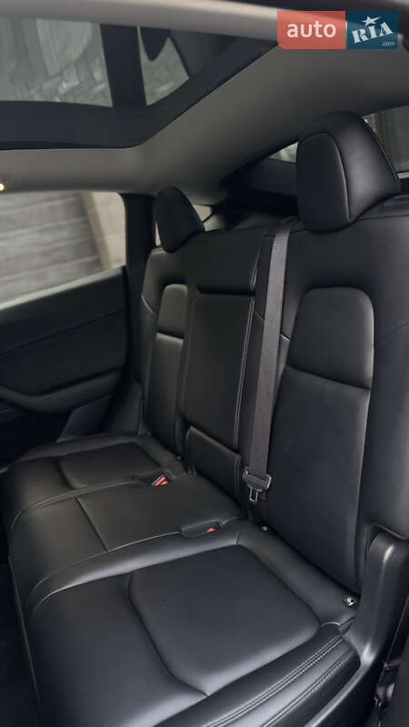 Позашляховик / Кросовер Tesla Model Y 2023 в Миколаєві