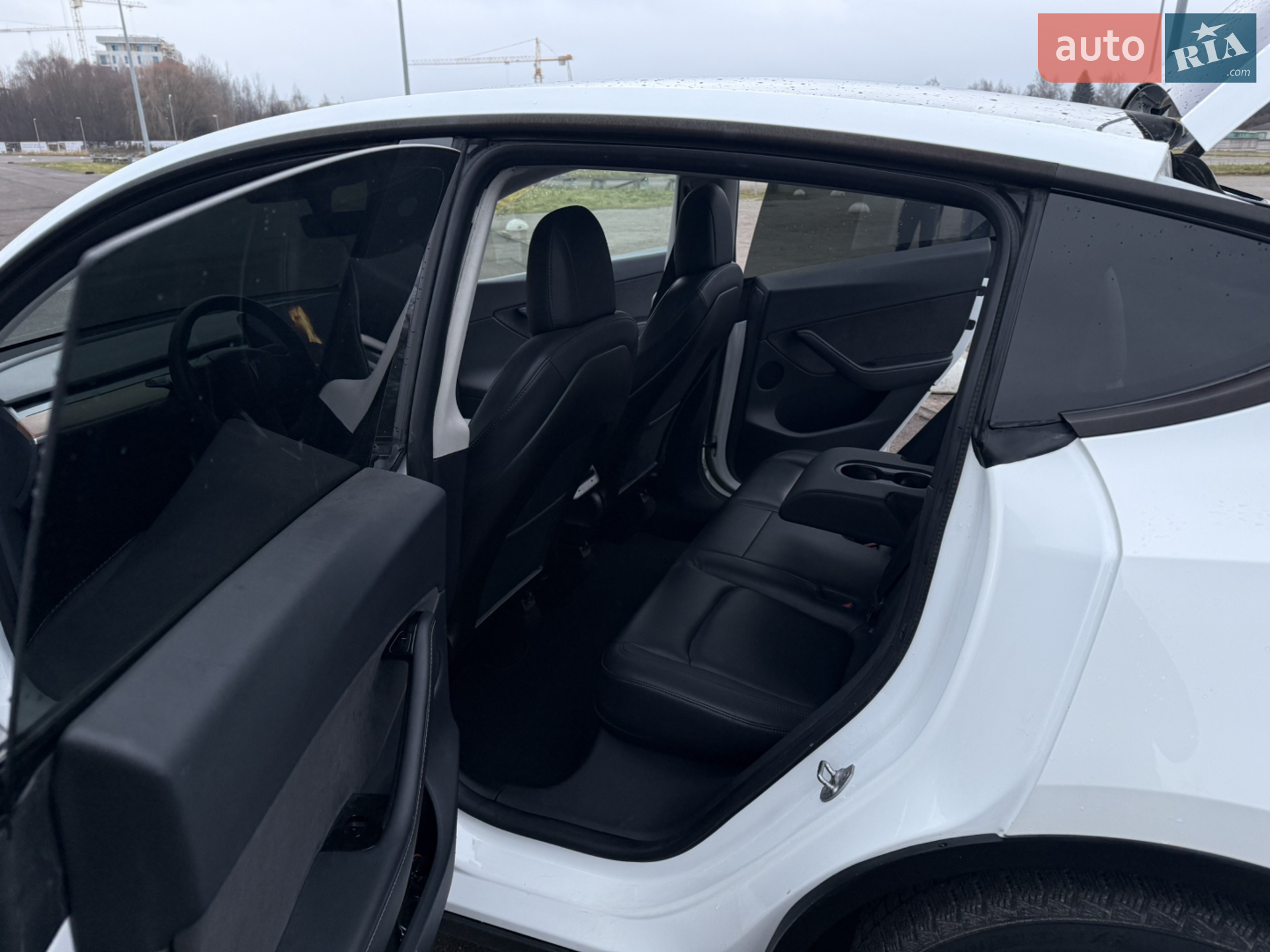 2020 Tesla Model Y - мініатюра 16