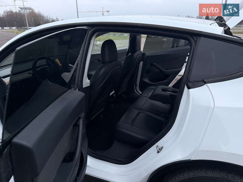 Позашляховик / Кросовер Tesla Model Y 2020 в Львові фото 16 Позашляховик / Кросовер Tesla Model Y 2020 в Львові