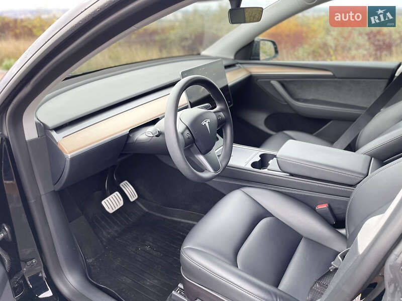 Внедорожник / Кроссовер Tesla Model Y 2023 в Измаиле