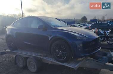 Внедорожник / Кроссовер Tesla Model Y 2023 в Тернополе