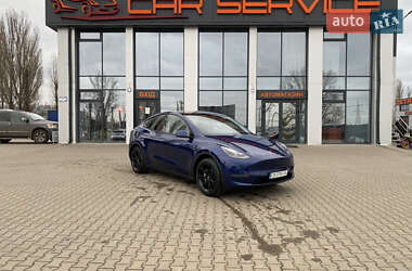 Внедорожник / Кроссовер Tesla Model Y 2024 в Киеве