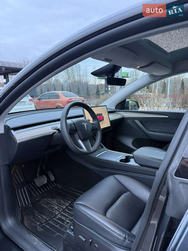 Внедорожник / Кроссовер Tesla Model Y 2024 в Хмельницком