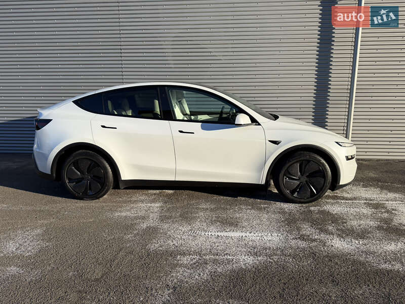 Внедорожник / Кроссовер Tesla Model Y 2025 в Ровно фото 2 Внедорожник / Кроссовер Tesla Model Y 2025 в Ровно