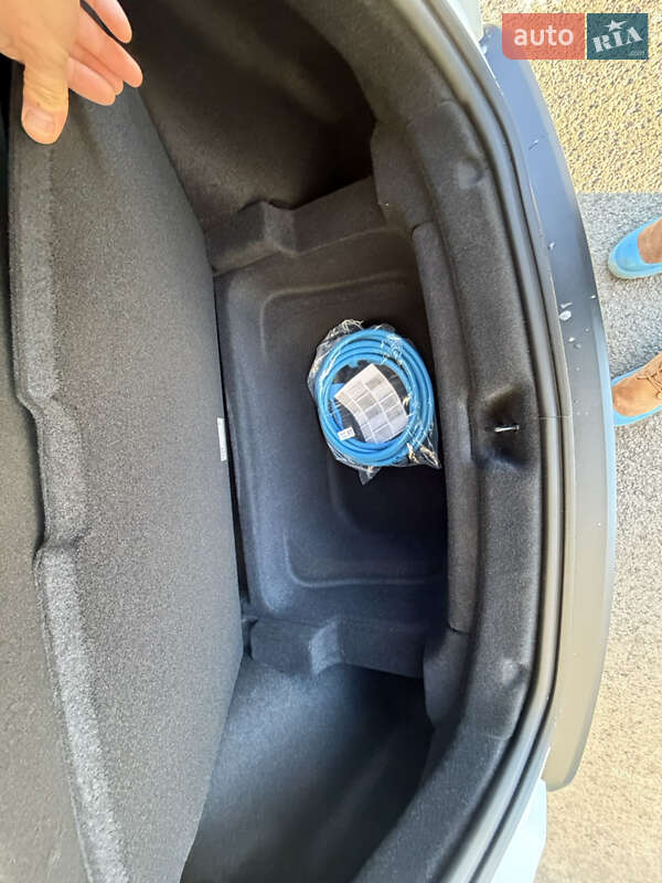 Внедорожник / Кроссовер Tesla Model Y 2025 в Ровно фото 7 Внедорожник / Кроссовер Tesla Model Y 2025 в Ровно