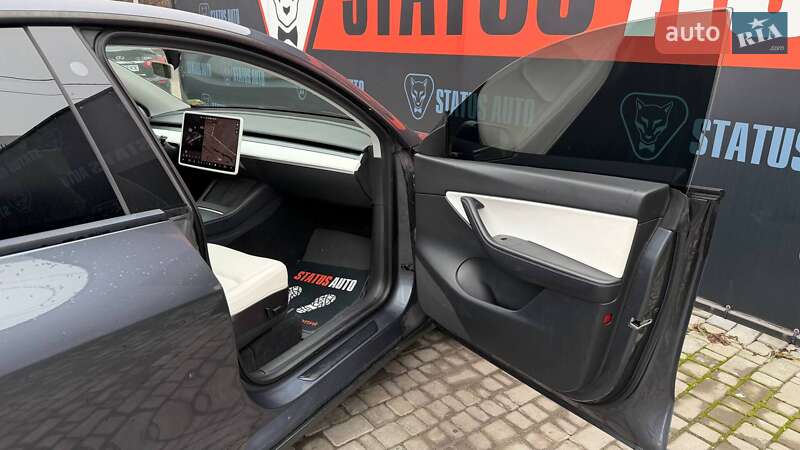 Позашляховик / Кросовер Tesla Model Y 2021 в Вінниці