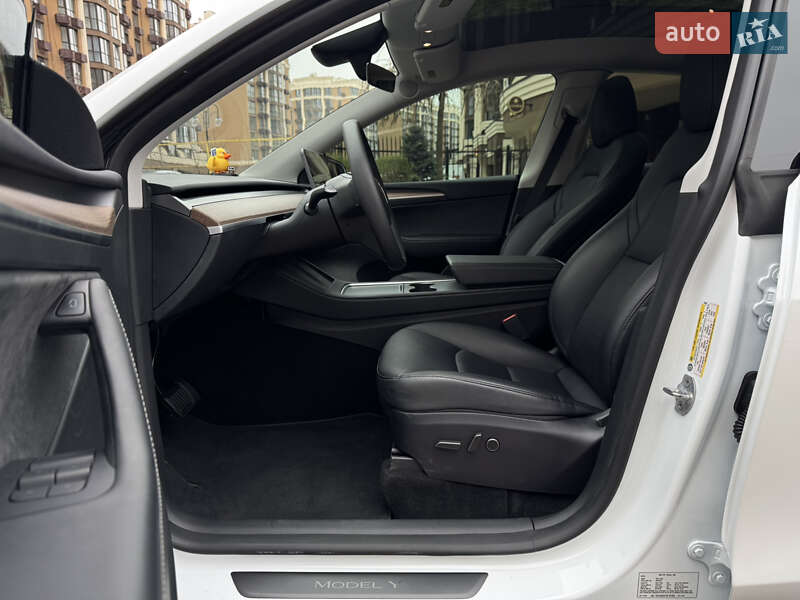 Позашляховик / Кросовер Tesla Model Y 2024 в Києві фото 28 Позашляховик / Кросовер Tesla Model Y 2024 в Києві
