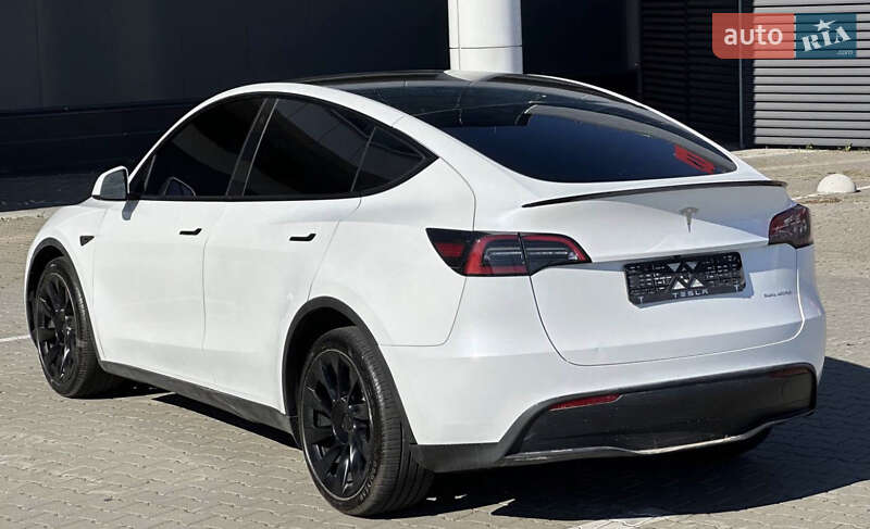 Позашляховик / Кросовер Tesla Model Y 2023 в Калинівці