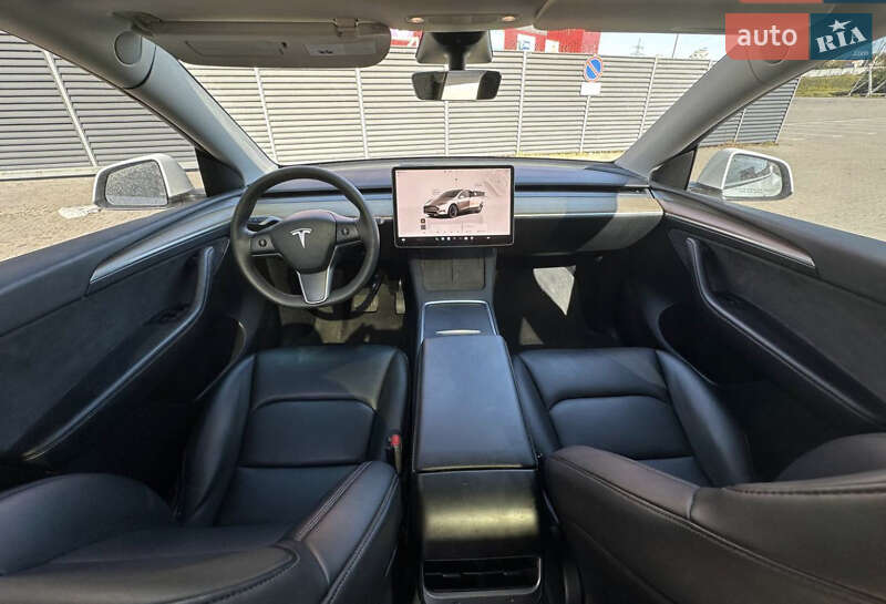 Позашляховик / Кросовер Tesla Model Y 2023 в Калинівці