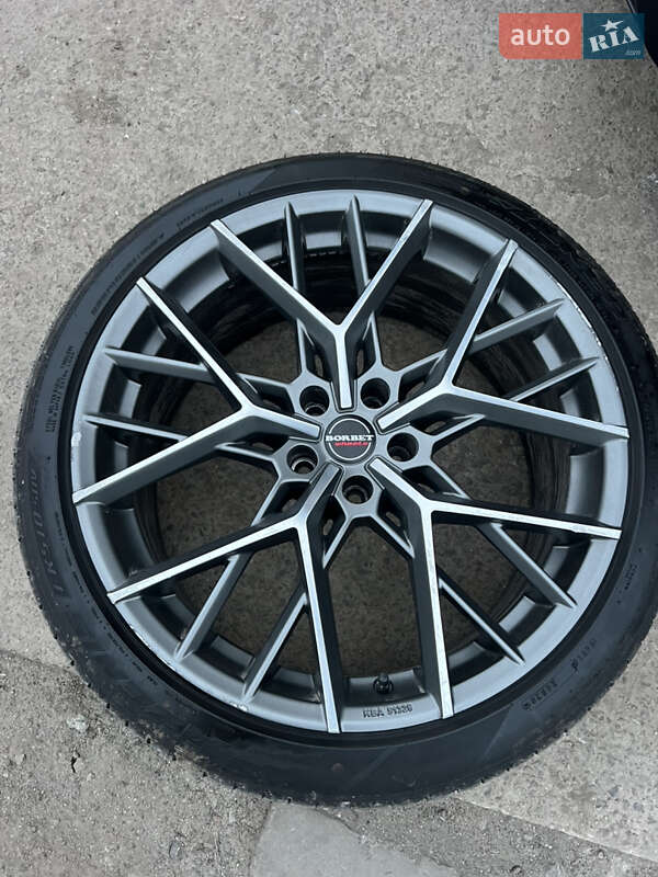 Внедорожник / Кроссовер Tesla Model Y 2022 в Киеве