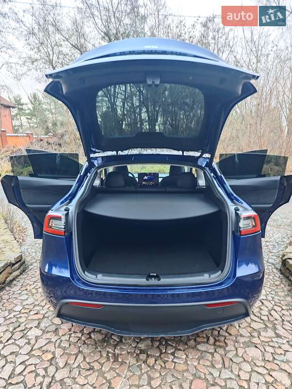 Внедорожник / Кроссовер Tesla Model Y 2023 в Киеве фото 18 Внедорожник / Кроссовер Tesla Model Y 2023 в Киеве