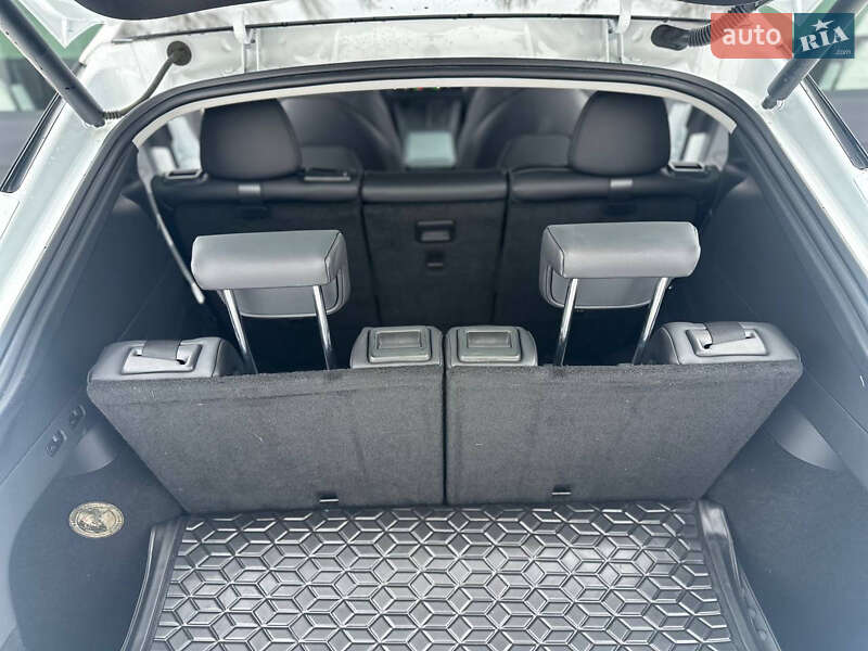 Внедорожник / Кроссовер Tesla Model Y 2022 в Киеве