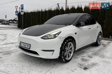 Внедорожник / Кроссовер Tesla Model Y 2024 в Луцке