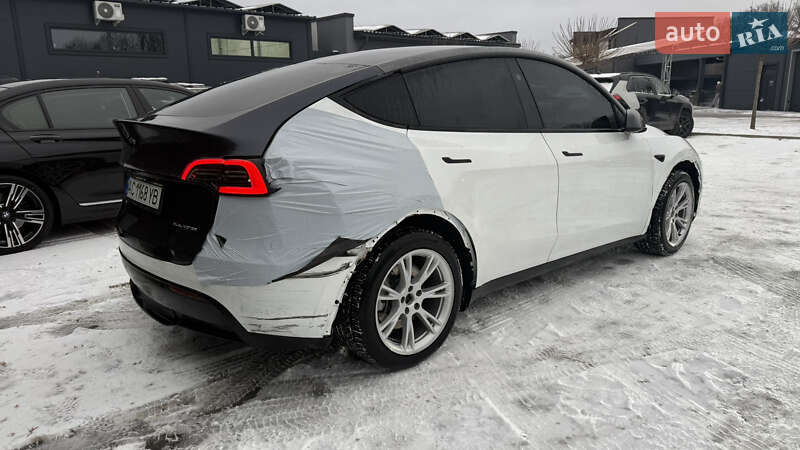 Внедорожник / Кроссовер Tesla Model Y 2024 в Луцке