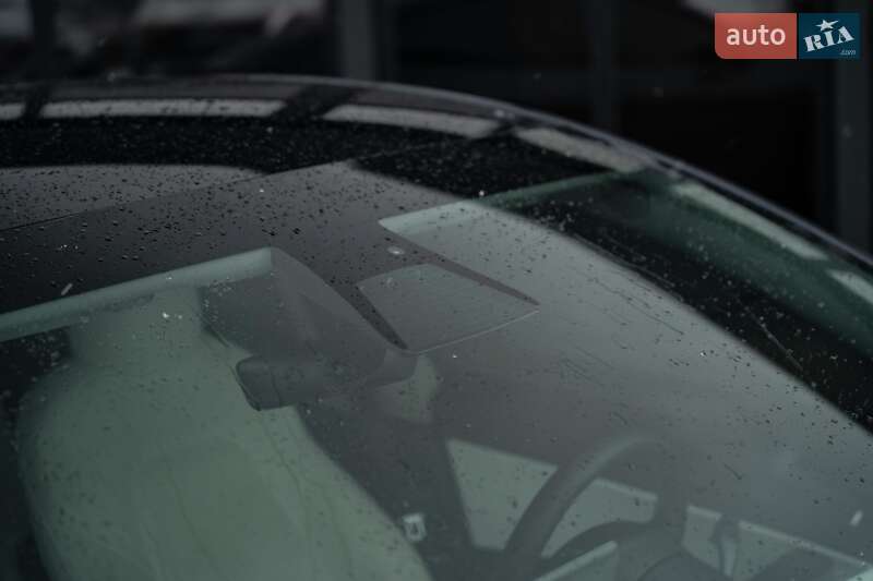 Позашляховик / Кросовер Tesla Model Y 2020 в Чернівцях фото 13 Позашляховик / Кросовер Tesla Model Y 2020 в Чернівцях