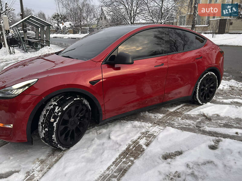 Внедорожник / Кроссовер Tesla Model Y 2022 в Харькове